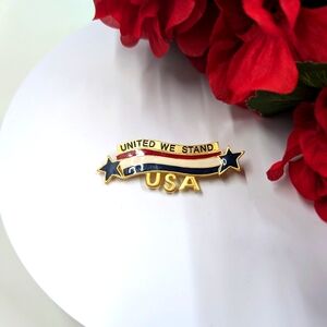 United We Stand Vintage USA Enamel Vintage Brooch